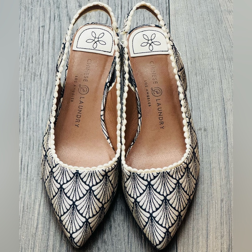 Chinese Laundry Women's Mango Pointed Toe Slingback Pumps Size 8 (38.5) - Picture 3 of 16